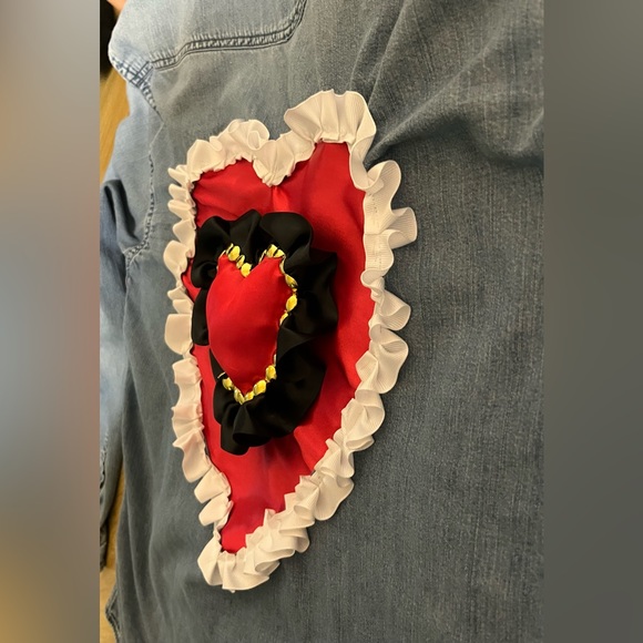 EXPRESS denim shirt gently used embroidered hearts ❤️ on back size L - Picture 10 of 15